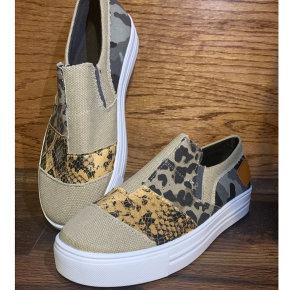 Khaki mixed print slip ons - Picture 2 of 2
